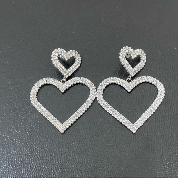 Unsigned Silver-tone Open Heart Pave Clear Rhinestones Hearts Drop Earrings 12g. - Picture 3 of 12